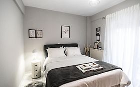 Hermes Modern Apartment